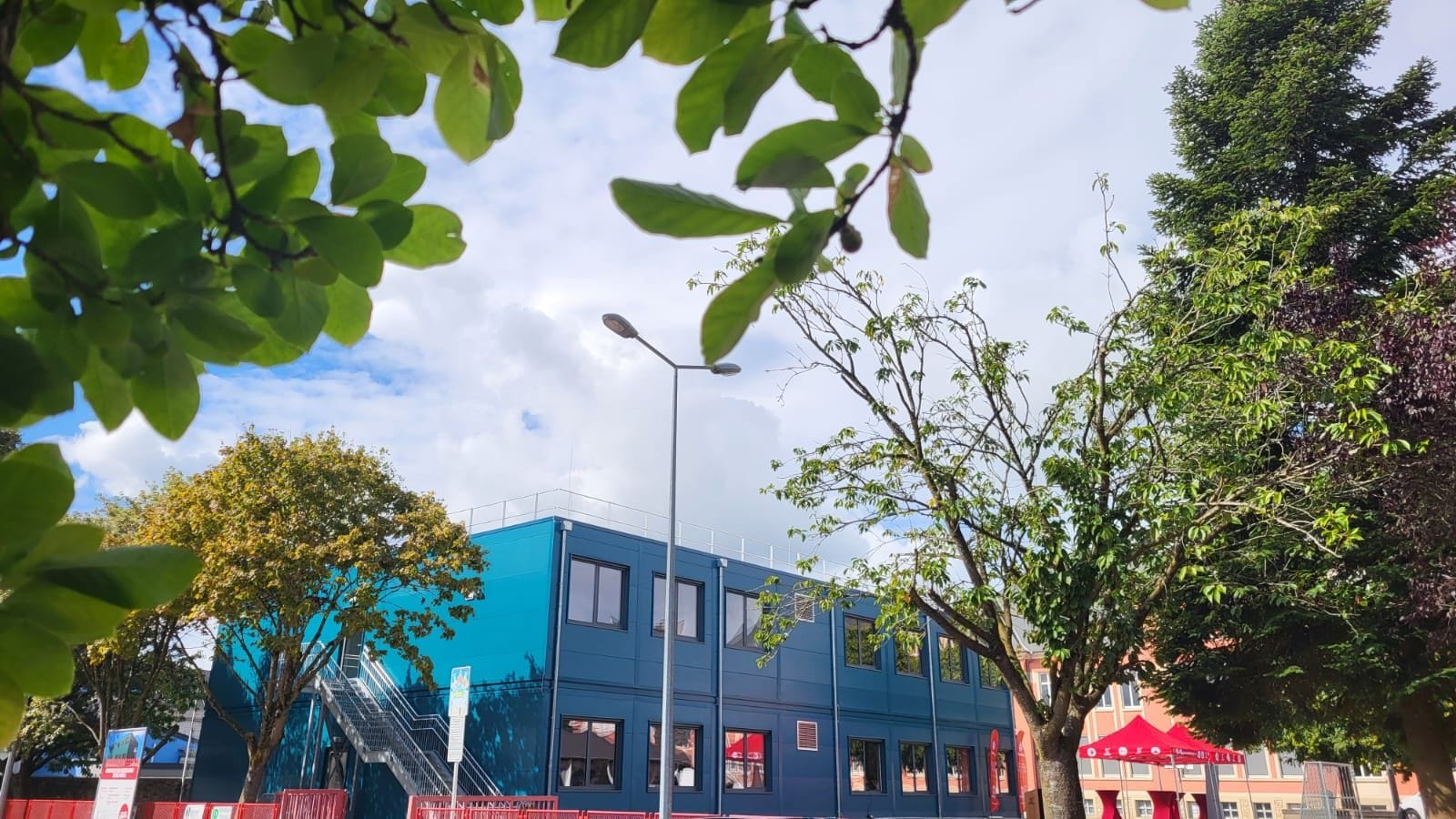 L’inauguration de la nouvelle école temporaire à Dudelange ! L’inauguration de la nouvelle école temporaire à Dudelange !